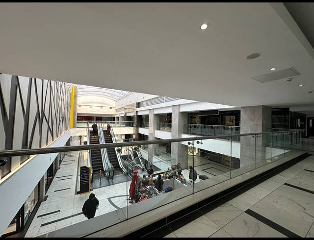 466M² RETAIL TO LET IN BENMORE GARDENS